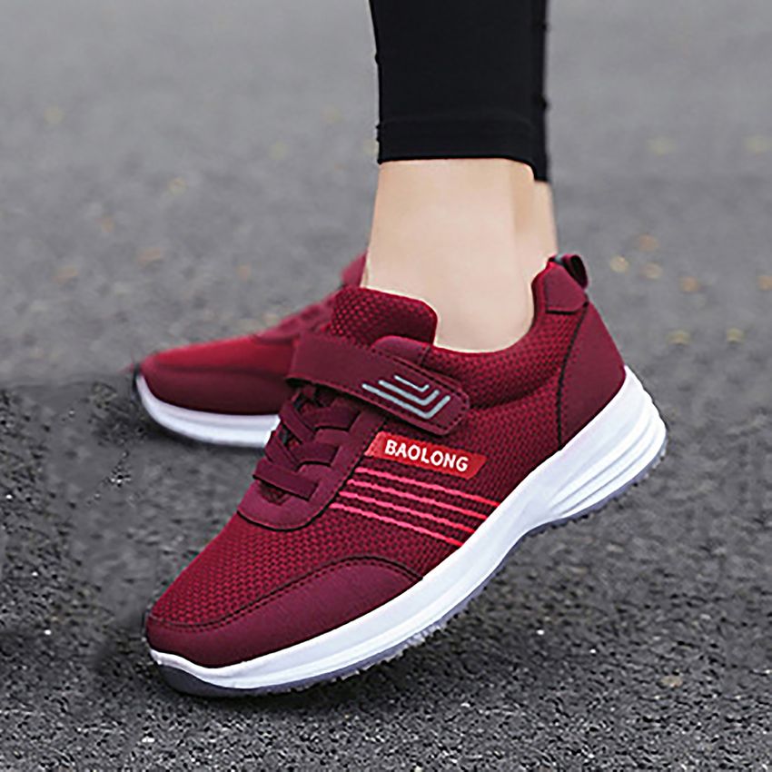 Orthopedic women's walking sneakers