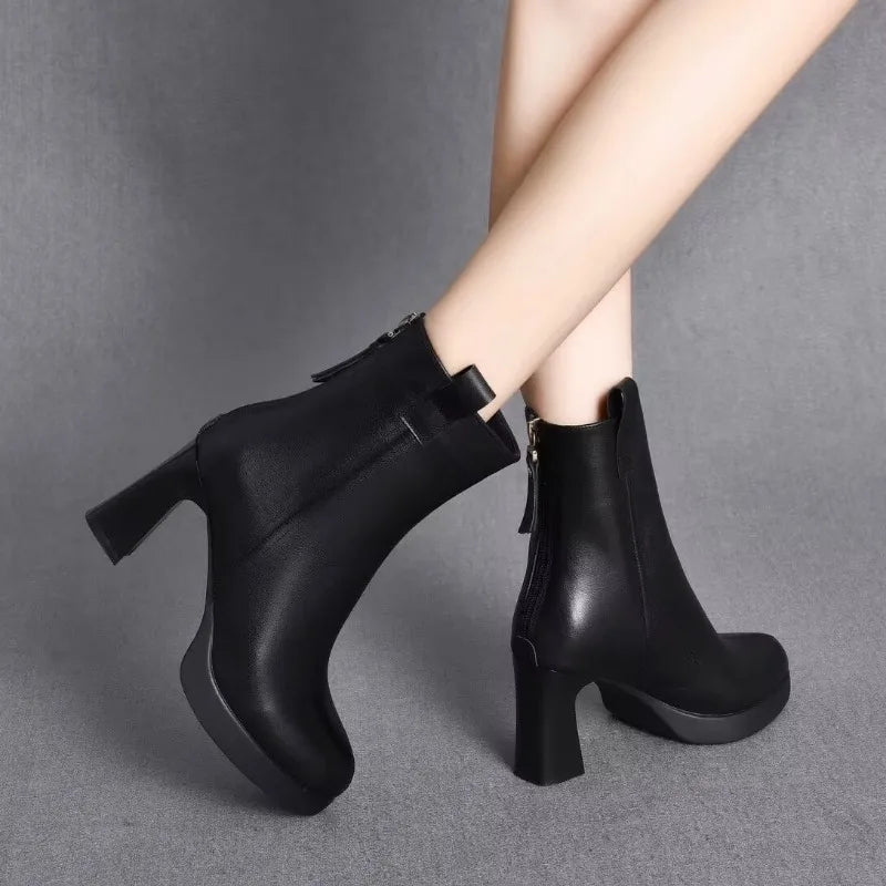 Ladies Stylish Pointed Toe High Heel Boots