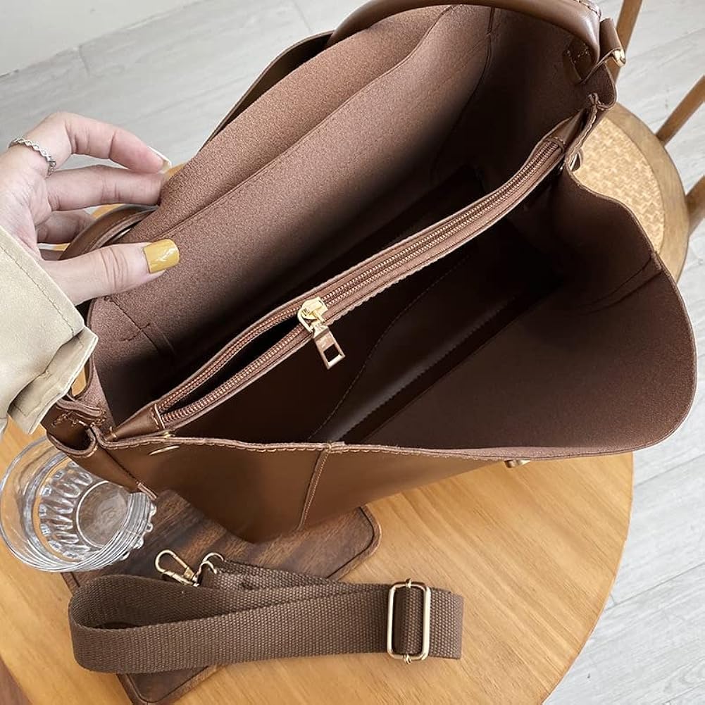 Large capacity vintage style women's bag