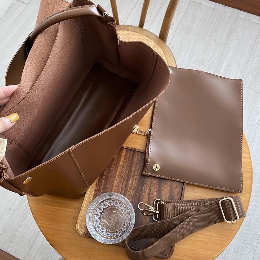 Large capacity vintage style women's bag