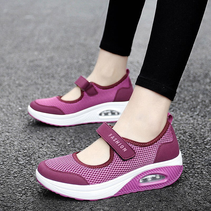 Womens stretchable breathable lightweight walking shoes